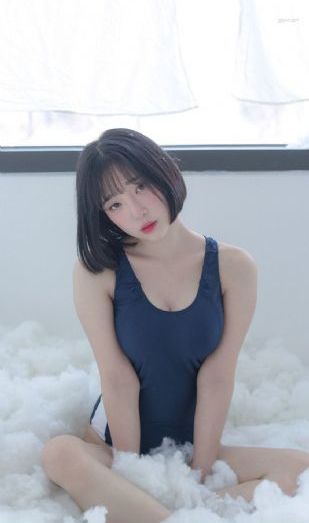 女女女